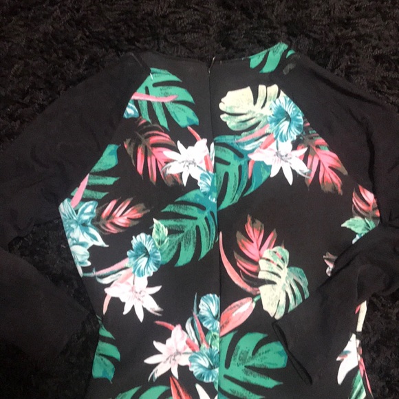 SOLD - Picture 4 of 5